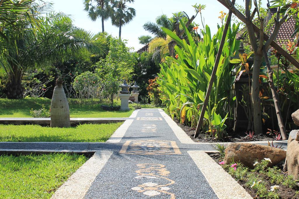 Mans Cottages & Spa Pemuteran  Exterior photo
