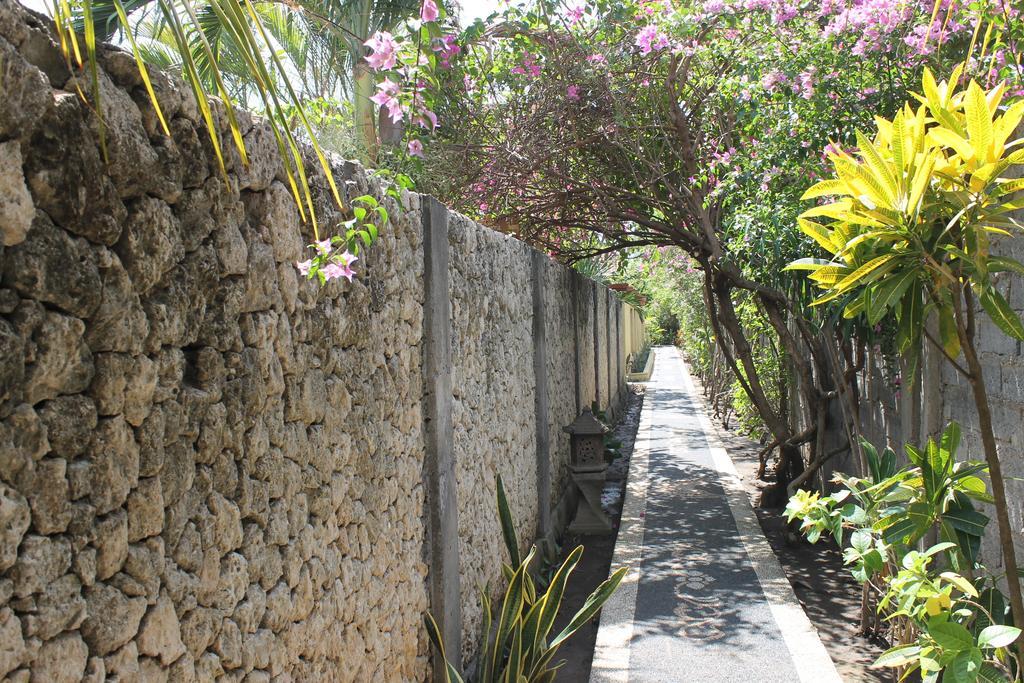 Mans Cottages & Spa Pemuteran  Exterior photo