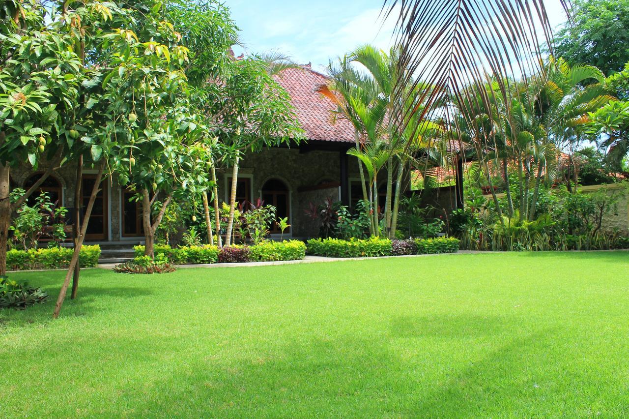 Mans Cottages & Spa Pemuteran  Exterior photo
